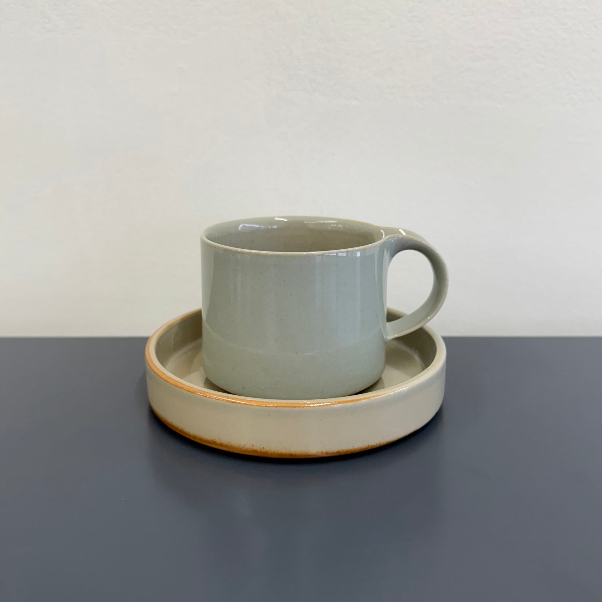 Moderato Short Mug with Saucer, Gray